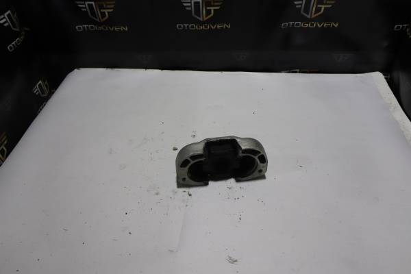 FORD TRANSİT 120 - 120 V ÇIKMA PARÇA TRANSİT V363 ŞANZIMAN KULAĞI